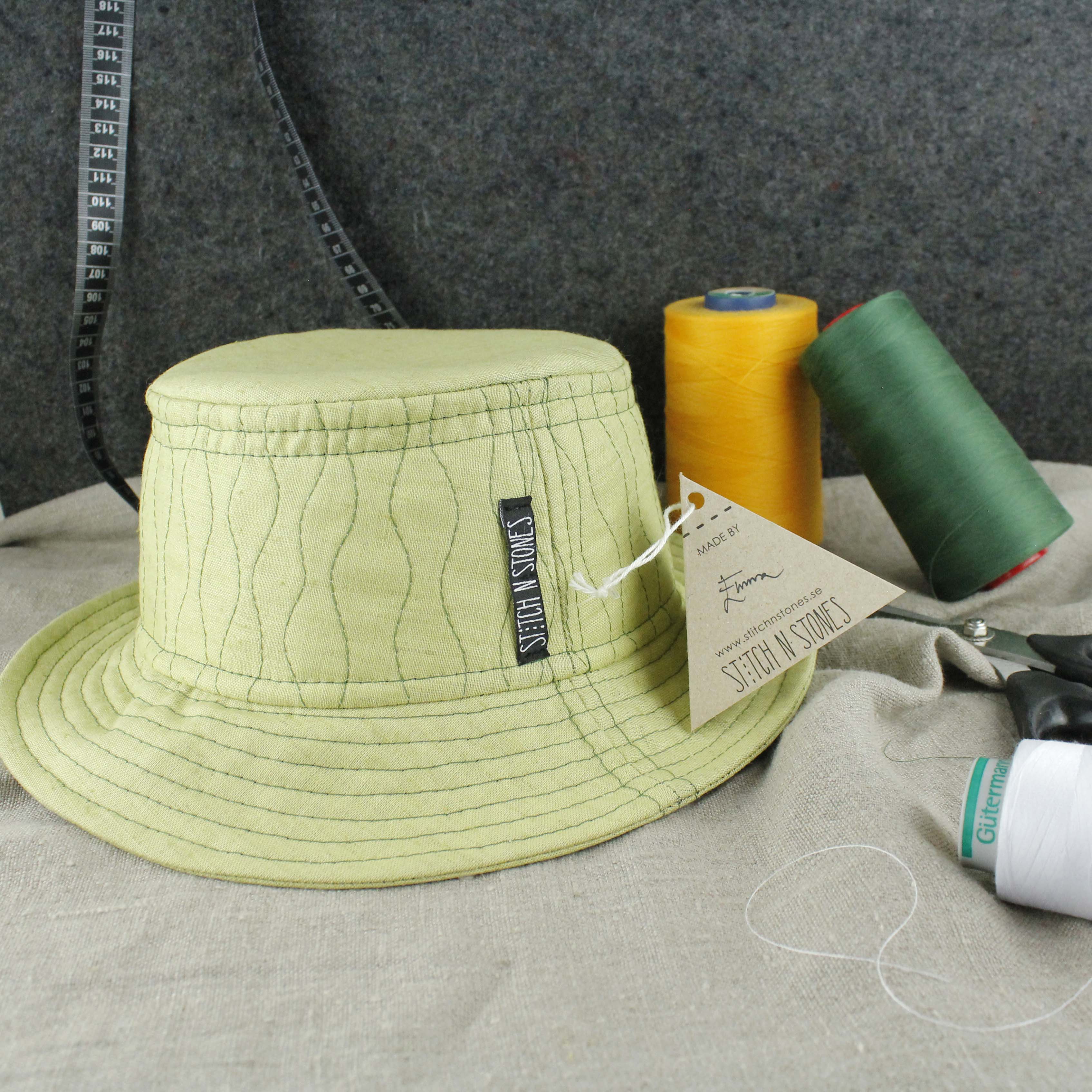 Bucket Hat Ljusgrönt Linne - Remake