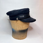 Vega Keps svart jeans 53,5-54,5cm