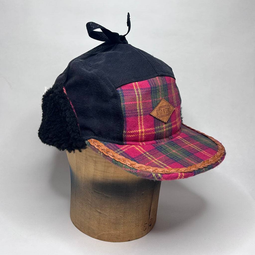 Vinterkeps 56-57cm - svart jeans, rutig flannel