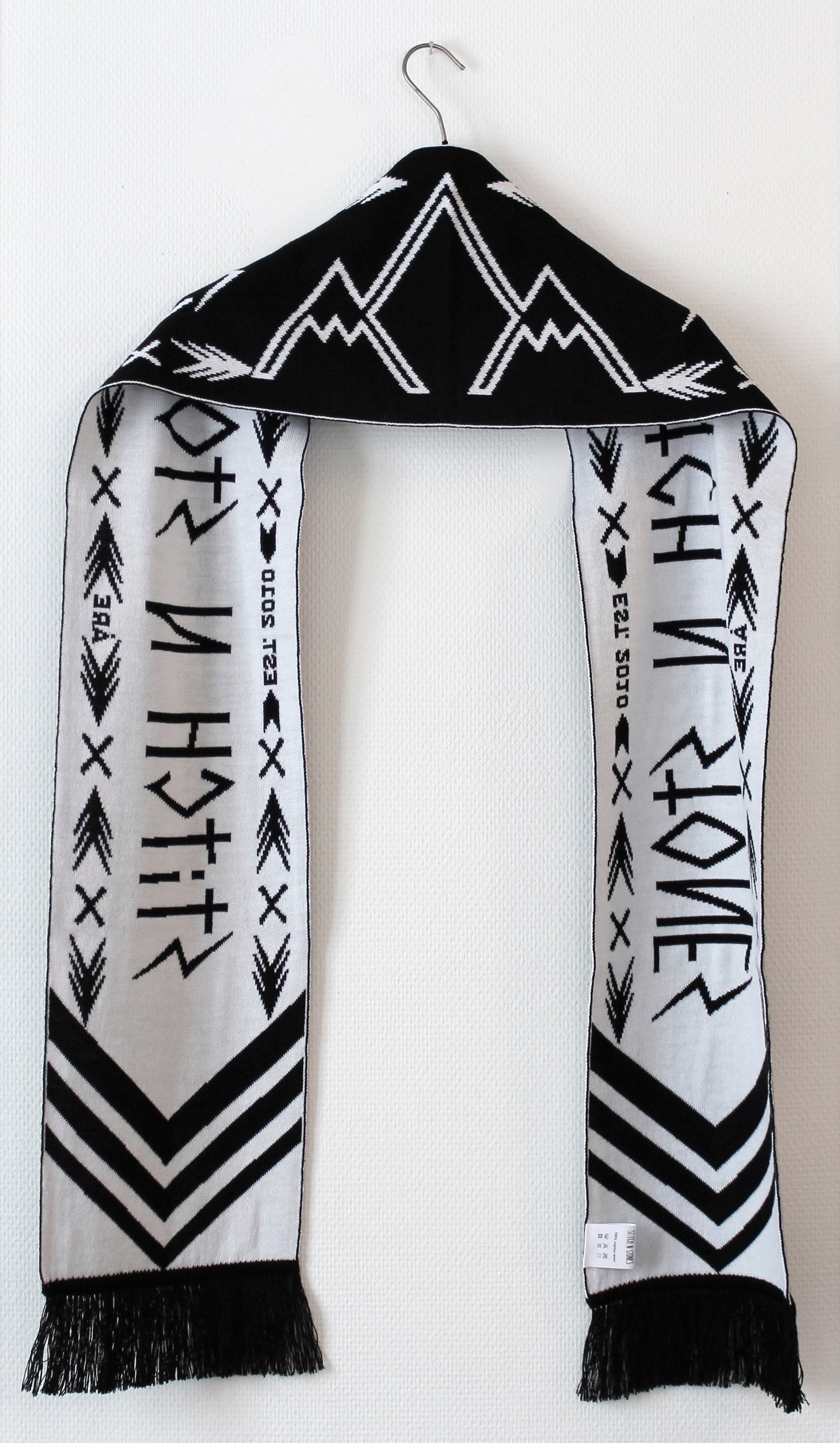 Supporter Scarf, 100% merino wool