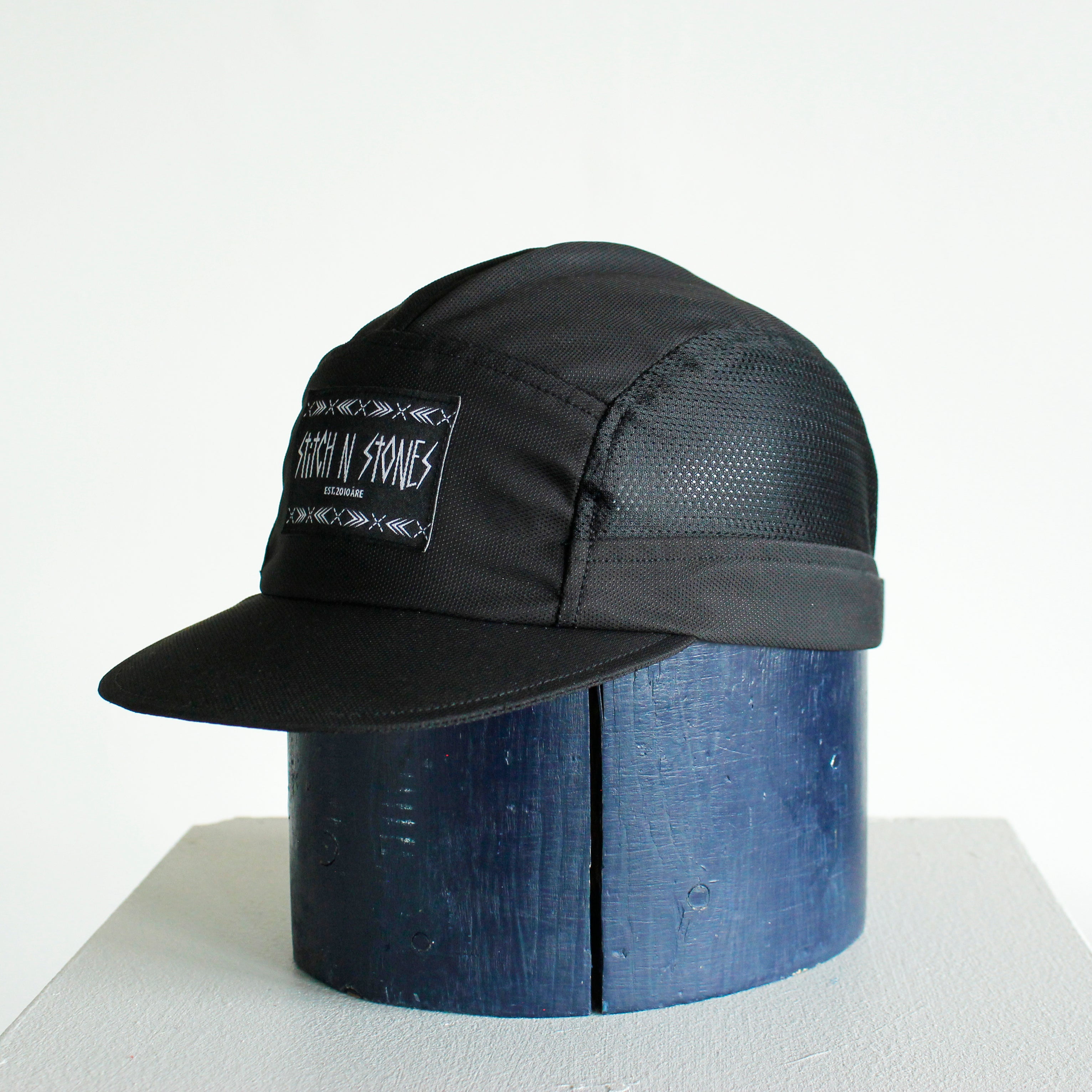 All Mtn Cap Black, big patch