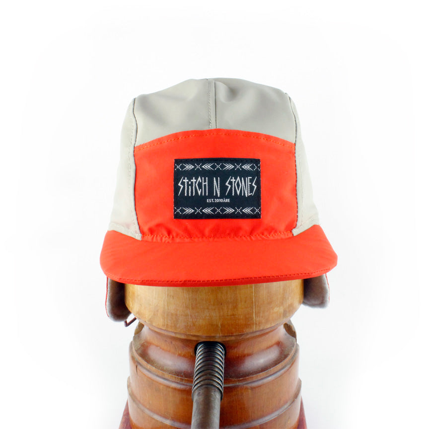 Winter cap orange beige