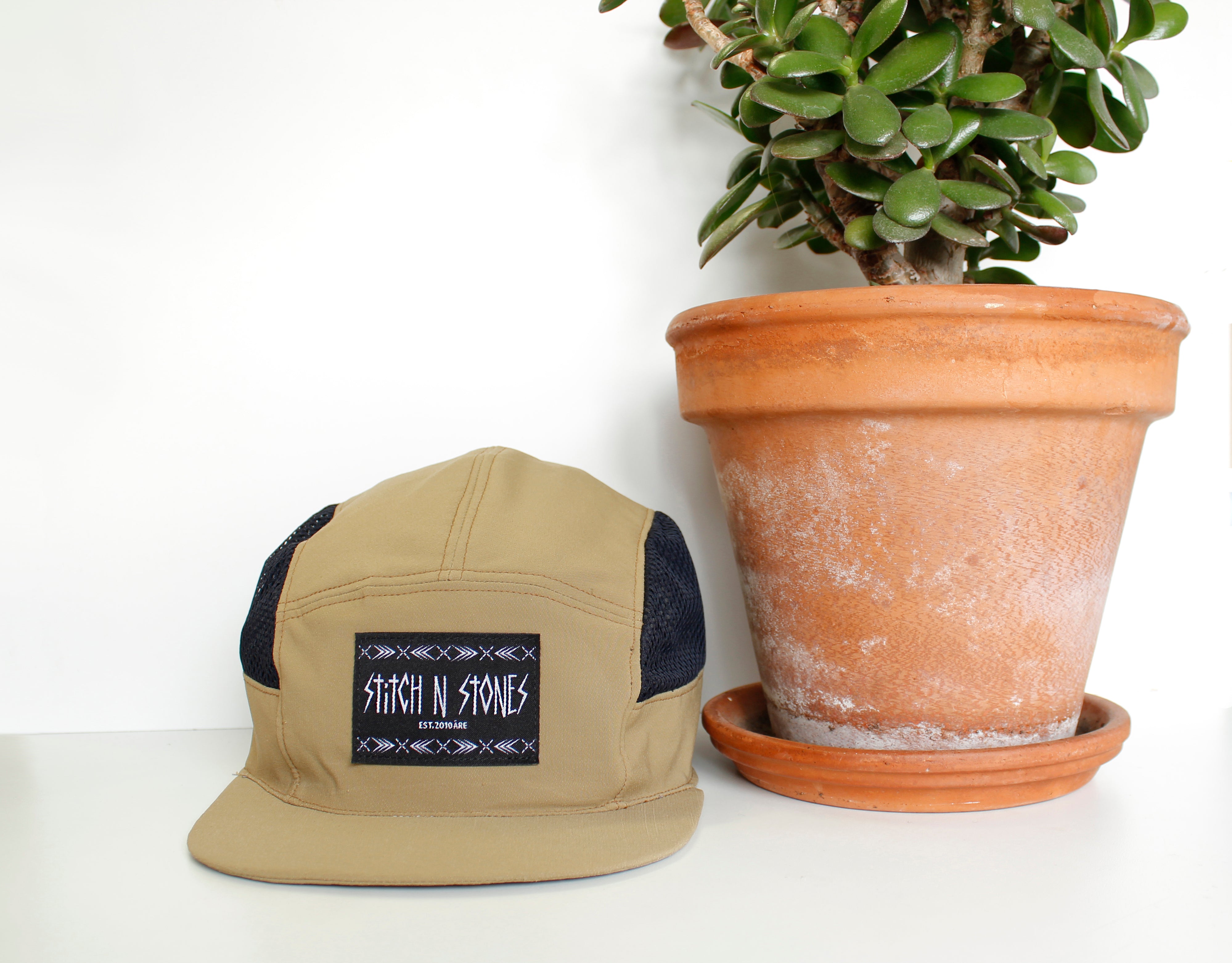 All Mtn Cap camel, big patch